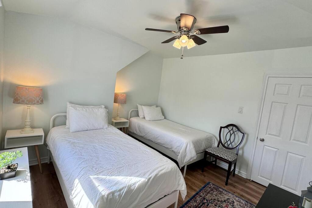 Near The Falls Two Bedroom - 5 Min Walk To Clifton Niagara Falls Eksteriør bilde