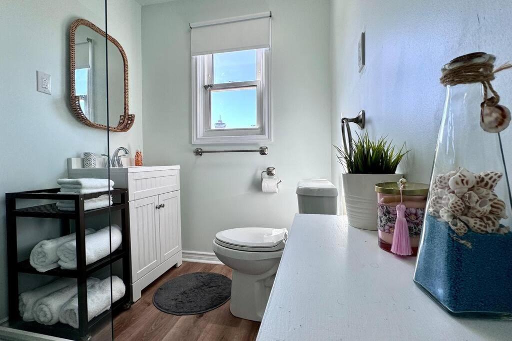 Near The Falls Two Bedroom - 5 Min Walk To Clifton Niagara Falls Eksteriør bilde